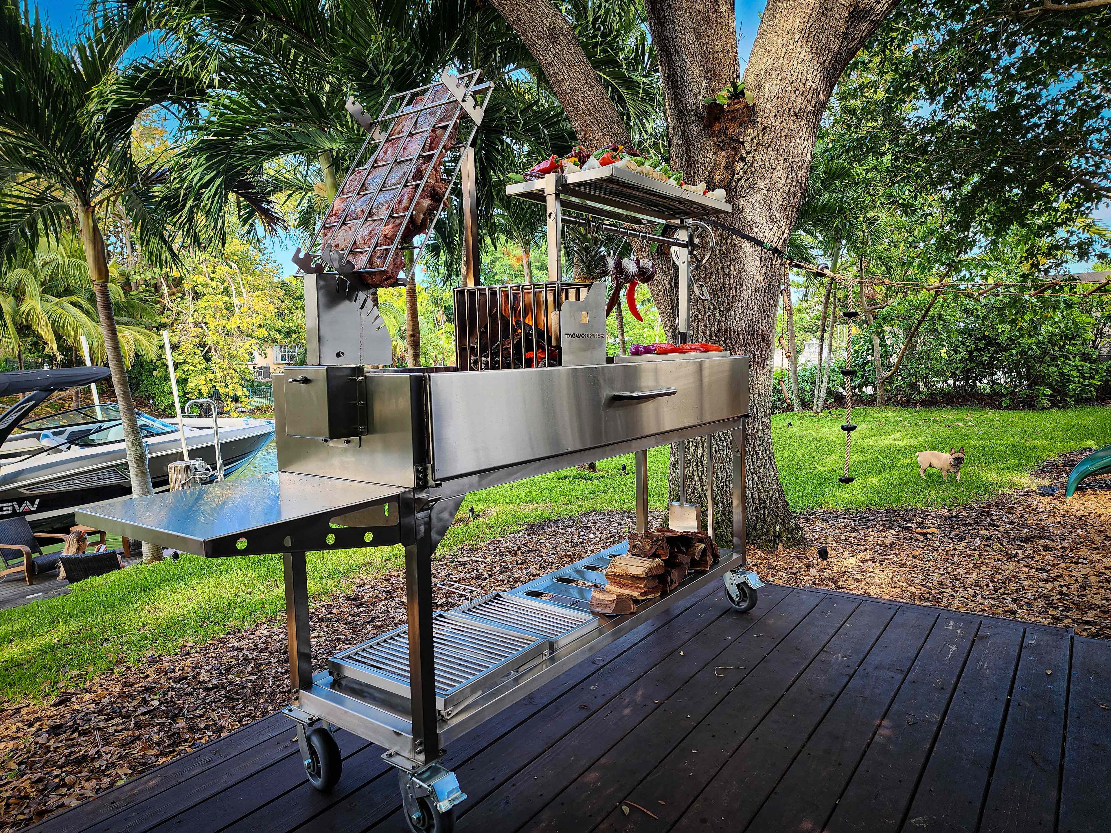 Tagwood BBQ06SS Freestanding Santa Maria Grill
