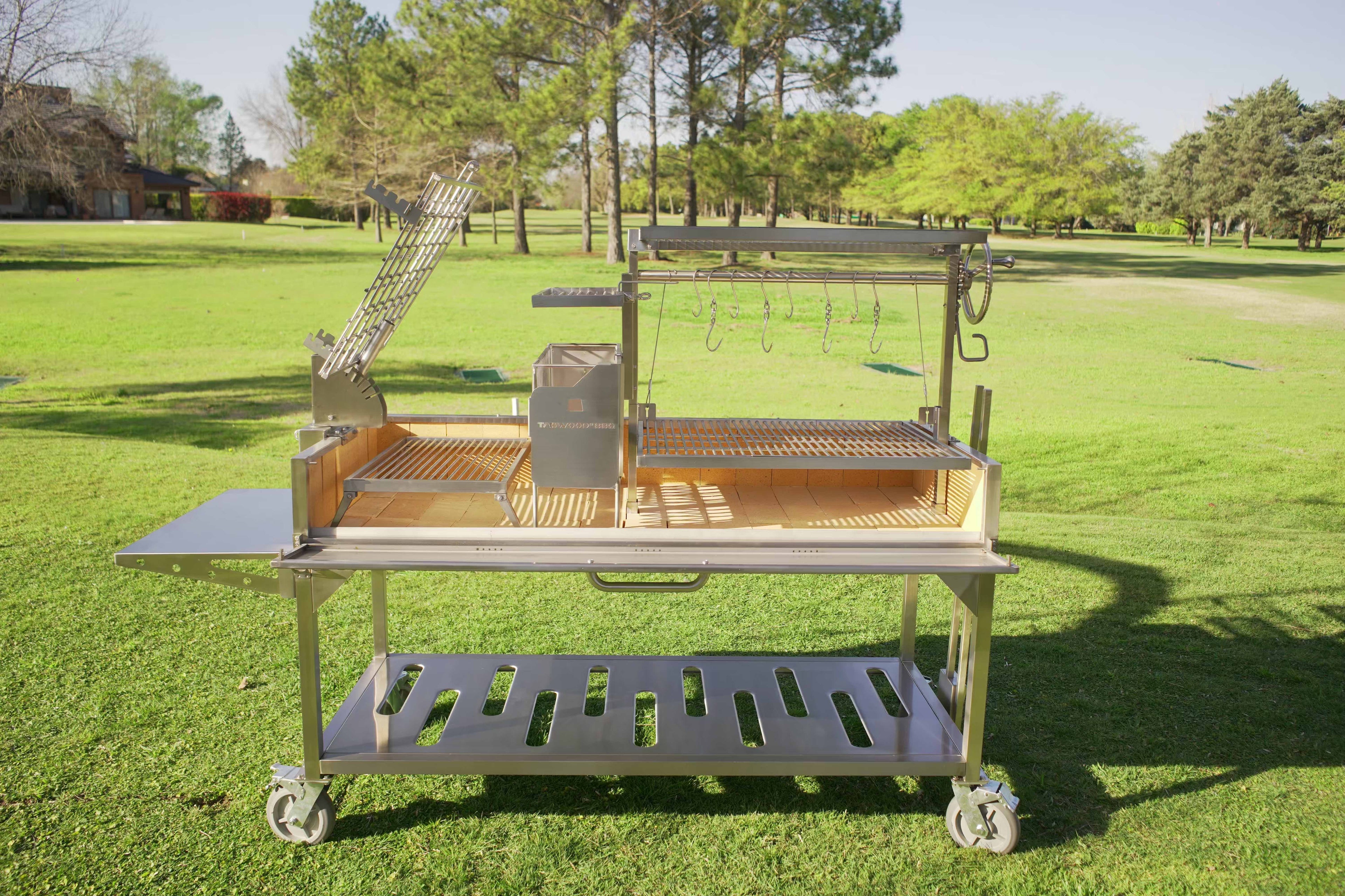 Tagwood BBQ26SS Freestanding Santa Maria Grill