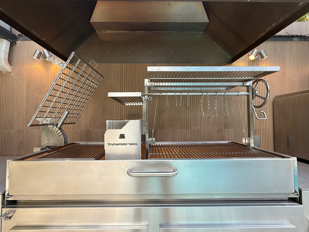 Tagwood BBQ28SS Built-In Santa Maria Grill