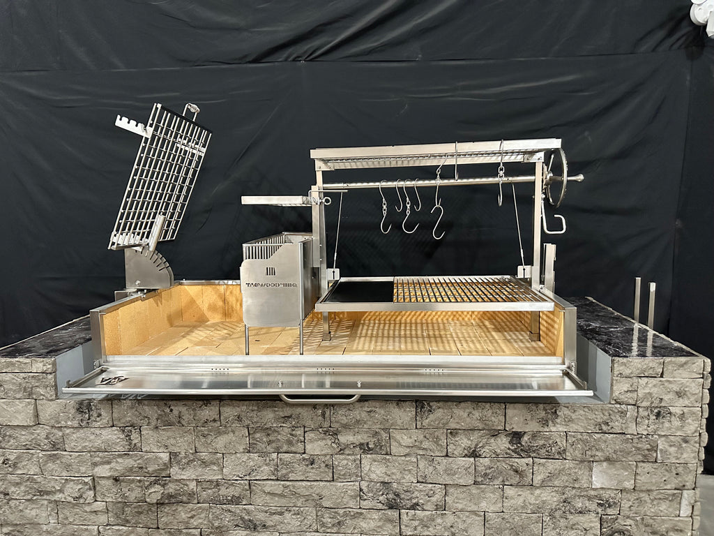 Tagwood BBQ28SS Built-In Santa Maria Grill