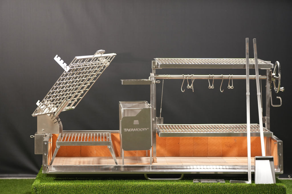 Tagwood BBQ28SS Built-In Santa Maria Grill